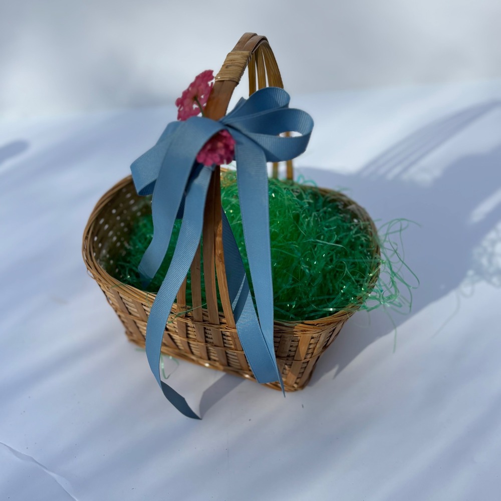 Woven Bamboo Easter Basket Blue Ribbon Bow Pink Flowers Green Grass‎ 10.5in